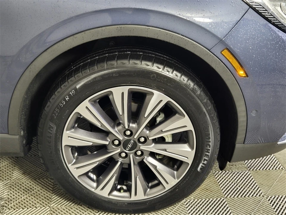2022 Lincoln Corsair - Image 15 of 21