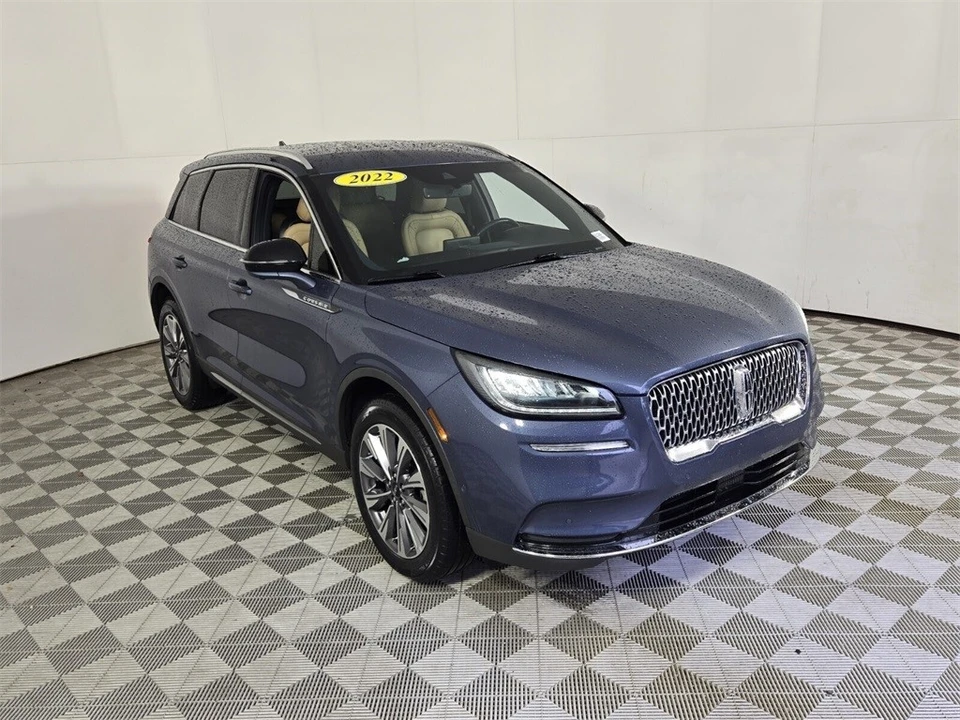 2022 Lincoln Corsair - Image 2 of 12
