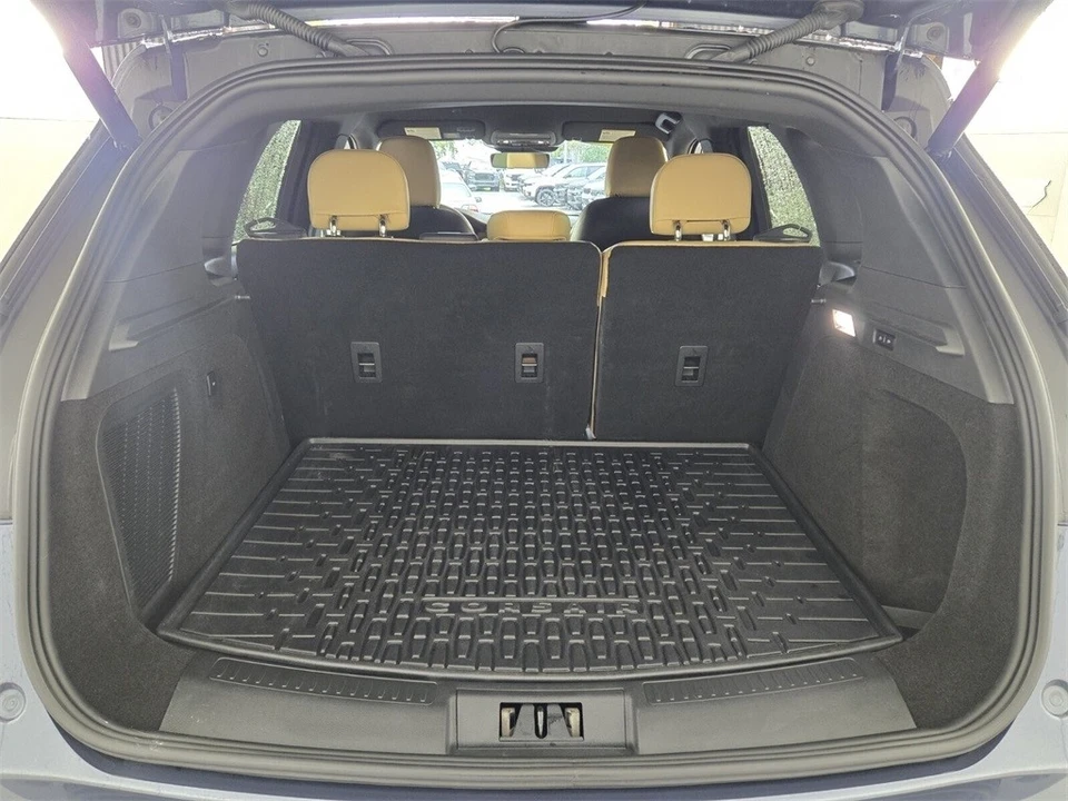 2022 Lincoln Corsair - Image 11 of 12