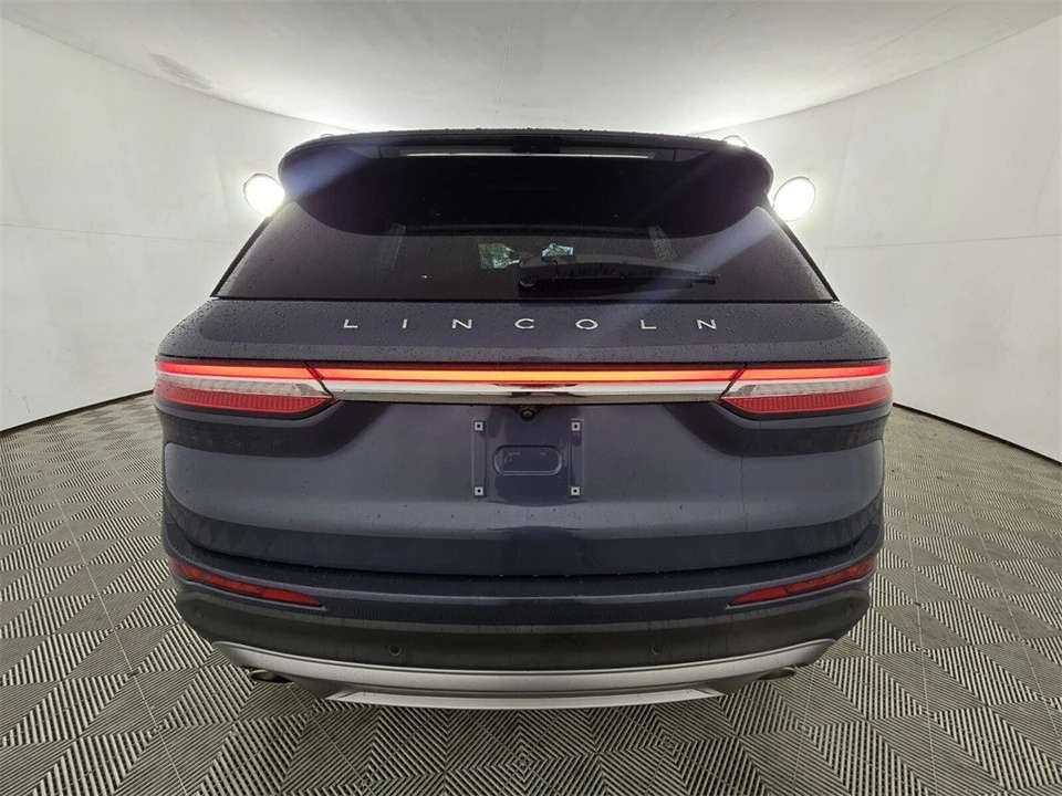 2022 Lincoln Corsair - Image 10 of 12
