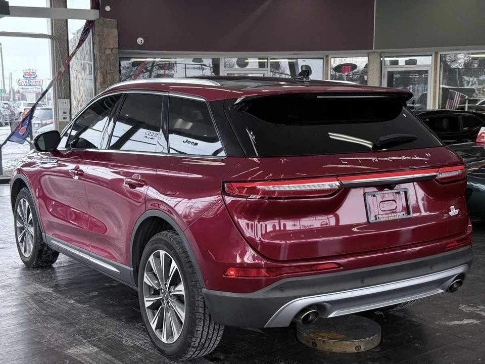 2022 Lincoln Corsair - Image 11 of 31