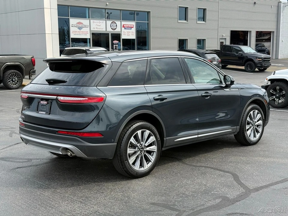 2022 Lincoln Corsair - Image 3 of 12