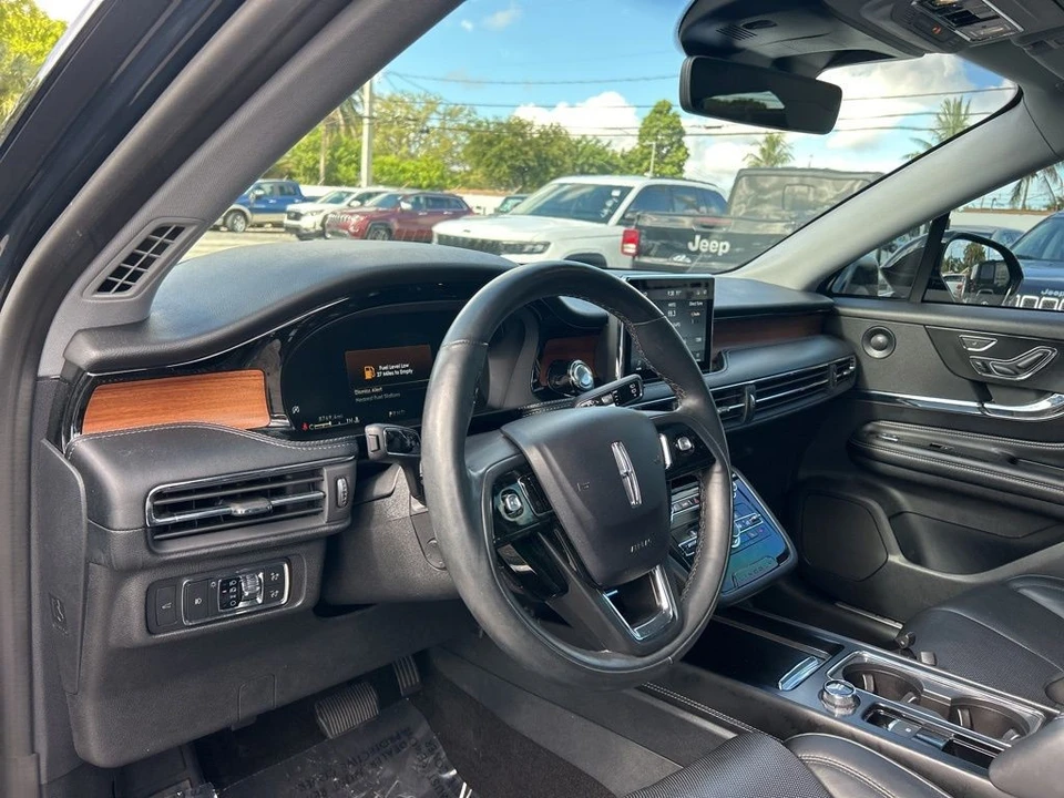 2022 Lincoln Corsair - Image 11 of 12