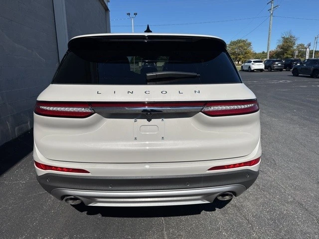 2022 Lincoln Corsair - Image 10 of 12