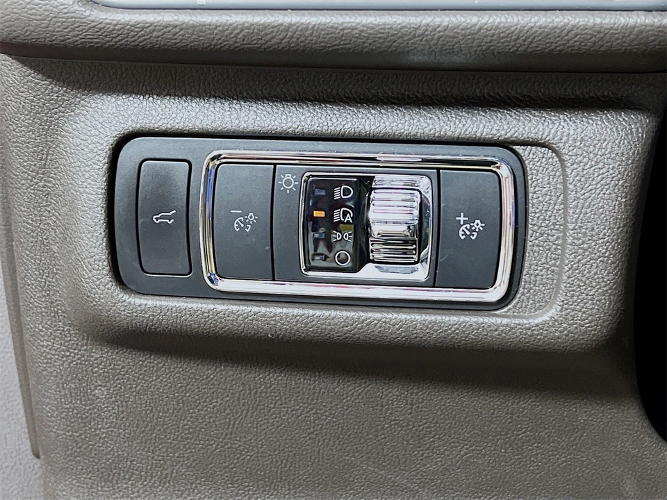 2022 Lincoln Corsair - Image 12 of 12