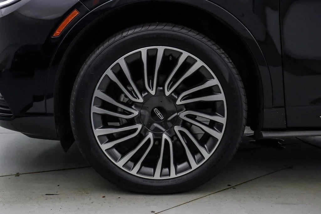 2022 Lincoln Corsair - Image 11 of 21