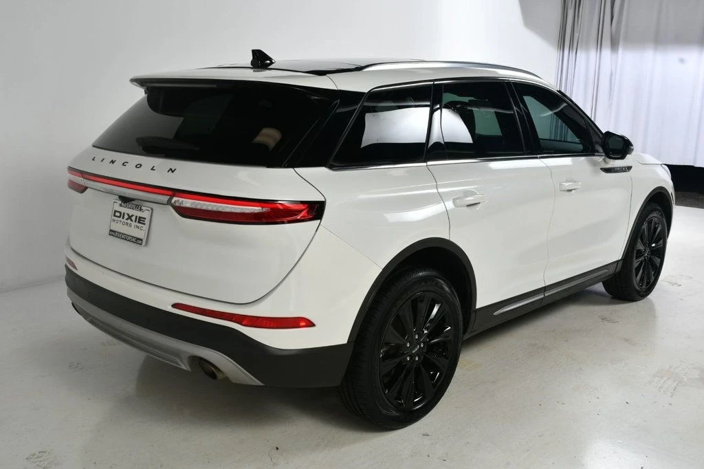 2022 Lincoln Corsair - Image 8 of 12