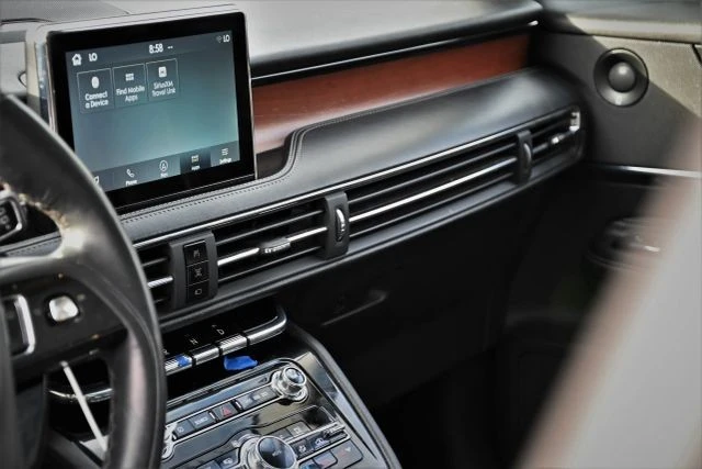 2022 Lincoln Corsair - Image 11 of 21