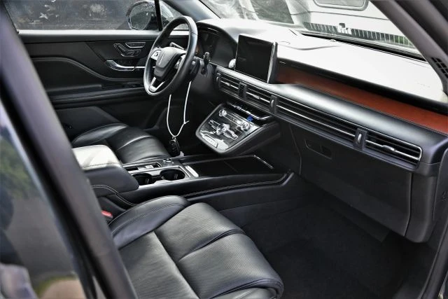 2022 Lincoln Corsair - Image 19 of 21