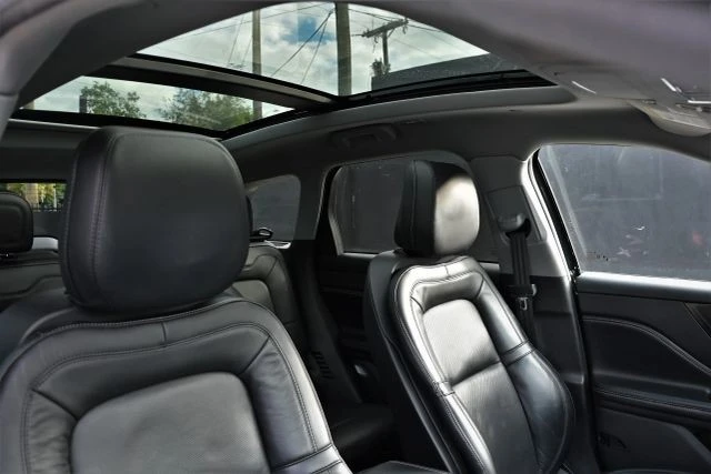 2022 Lincoln Corsair - Image 15 of 21