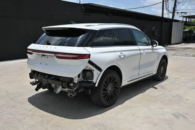 2022 Lincoln Corsair - Image 4 of 21