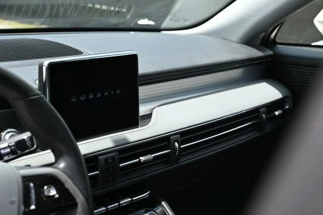 2022 Lincoln Corsair - Image 11 of 21