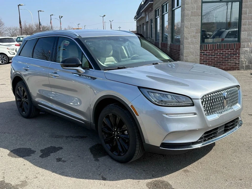 2022 Lincoln Corsair - Image 3 of 12