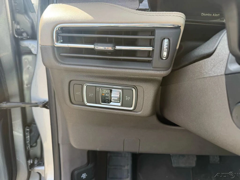 2022 Lincoln Corsair - Image 21 of 21
