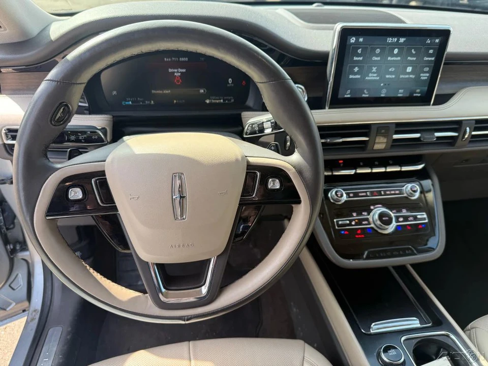 2022 Lincoln Corsair - Image 18 of 21
