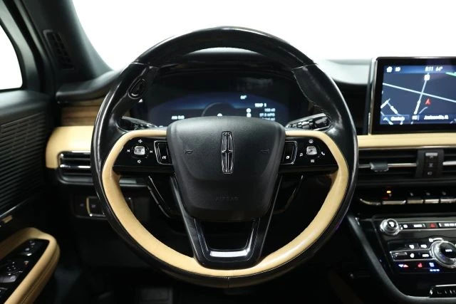 2022 Lincoln Corsair - Image 15 of 21