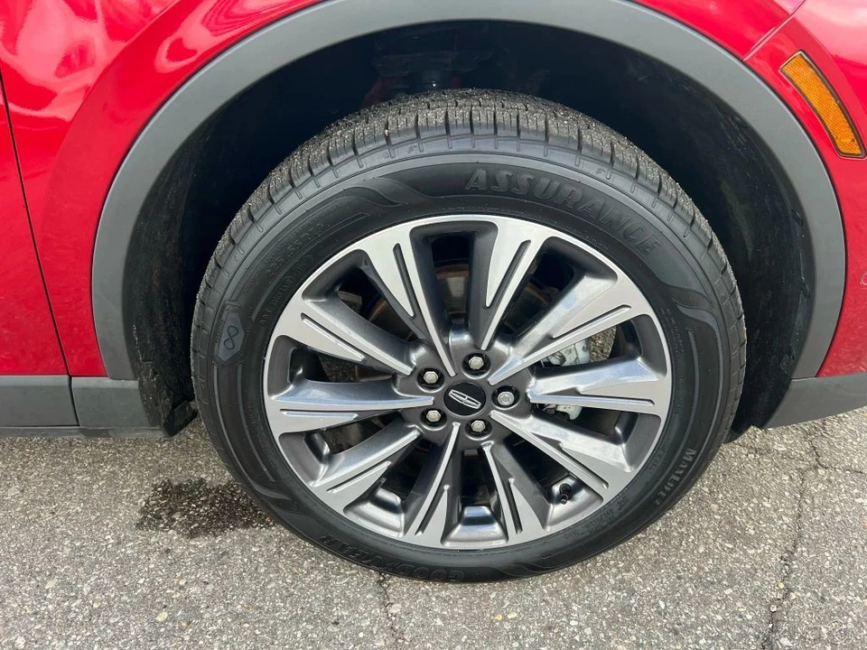 2022 Lincoln Corsair - Image 18 of 21