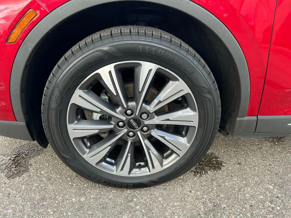 2022 Lincoln Corsair - Image 16 of 21