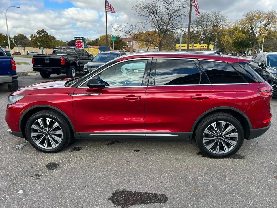 2022 Lincoln Corsair - Image 2 of 21