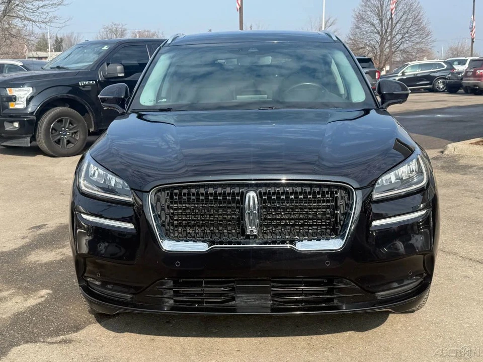 2022 Lincoln Corsair - Image 2 of 12