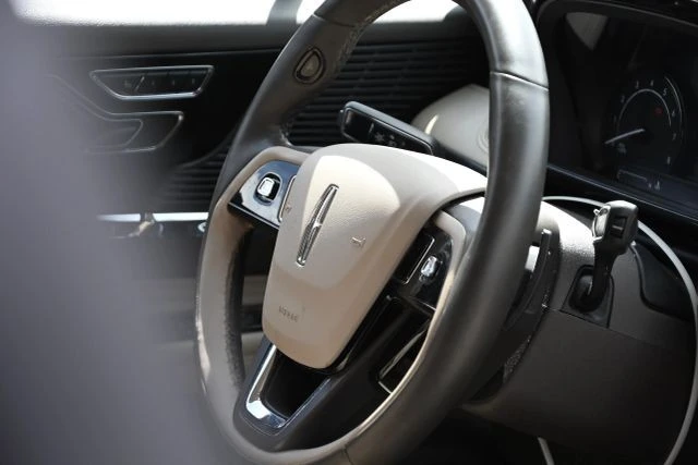 2022 Lincoln Corsair - Image 12 of 23