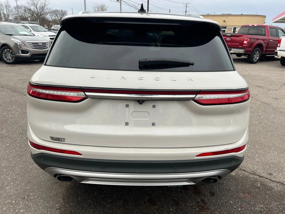 2022 Lincoln Corsair - Image 8 of 12