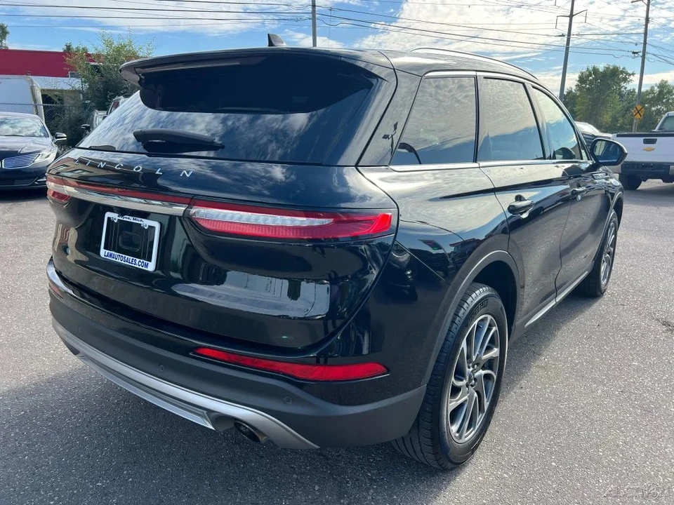 2022 Lincoln Corsair - Image 6 of 12