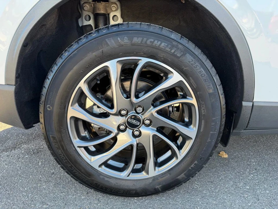 2022 Lincoln Corsair - Image 11 of 12