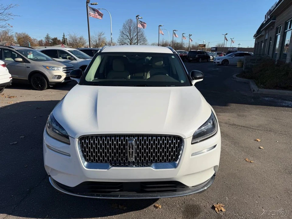 2022 Lincoln Corsair - Image 8 of 12