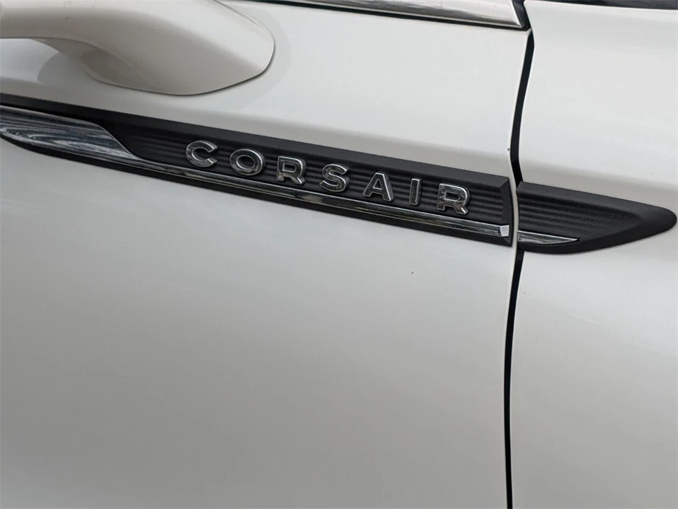 2022 Lincoln Corsair - Image 10 of 12