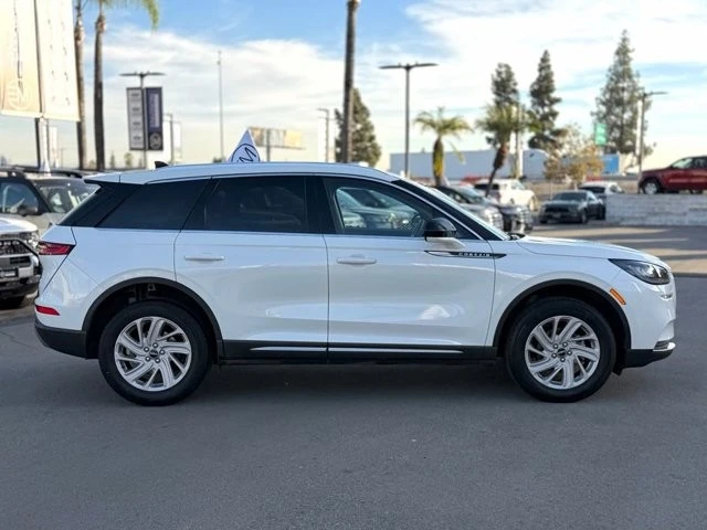 2022 Lincoln Corsair - Image 9 of 12