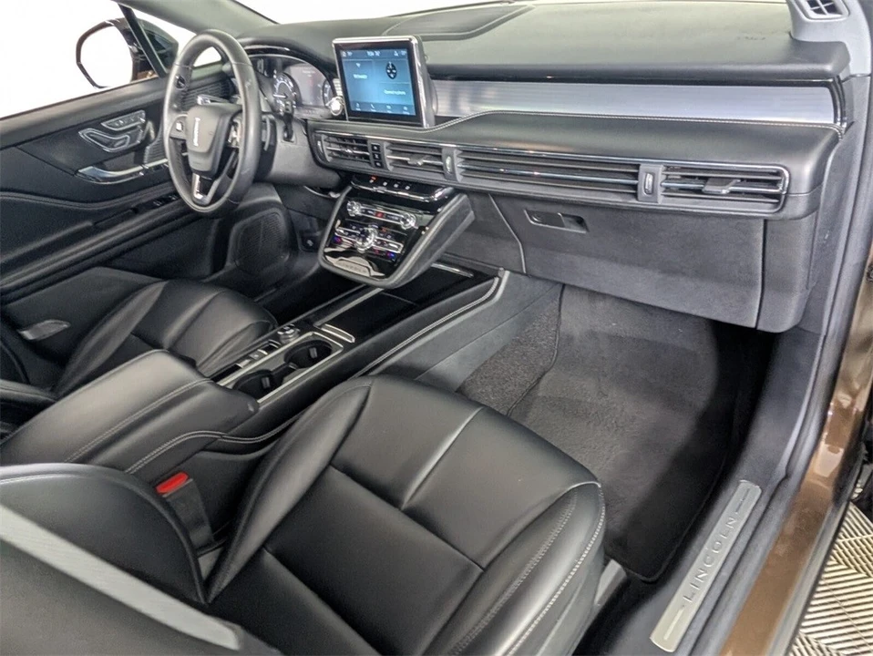 2022 Lincoln Corsair - Image 16 of 21