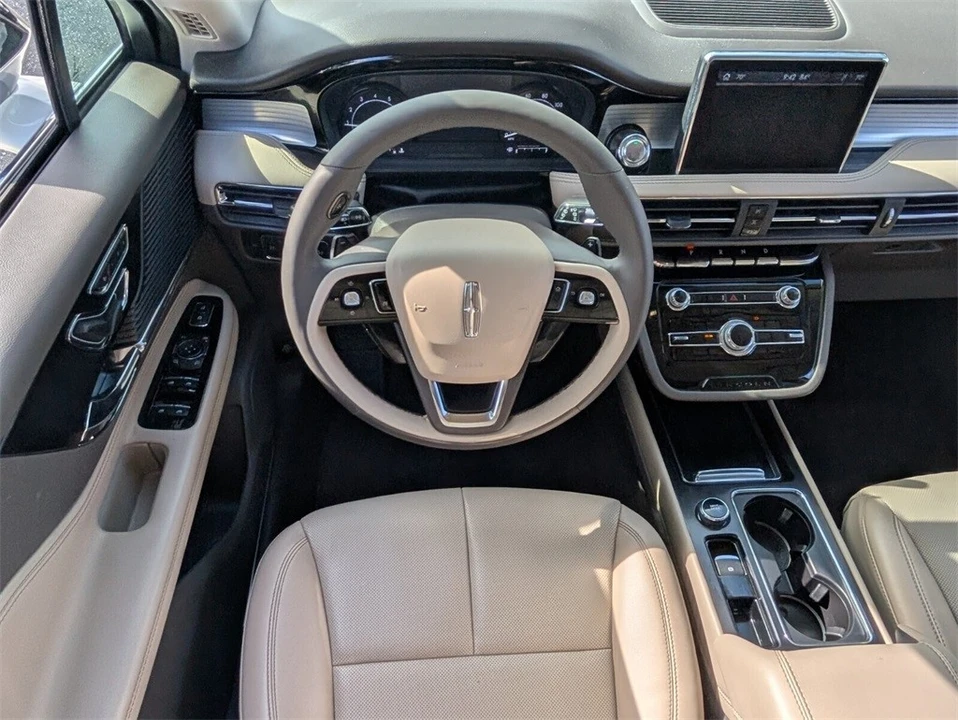 2022 Lincoln Corsair - Image 9 of 12
