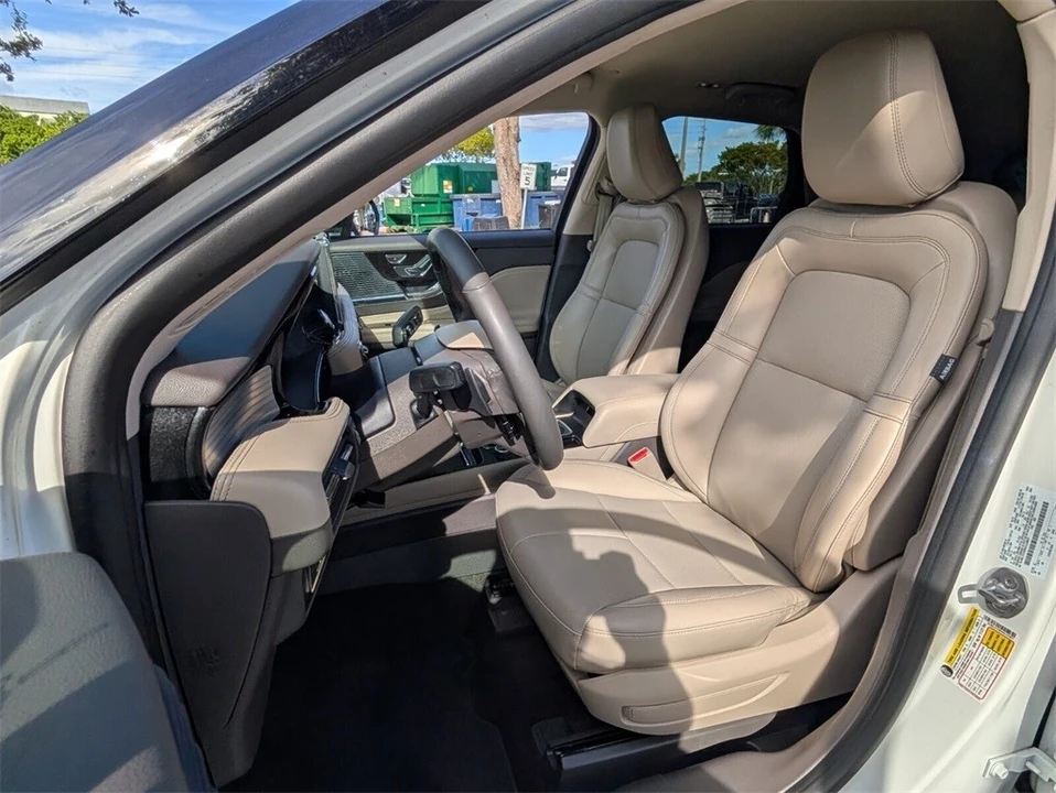 2022 Lincoln Corsair - Image 6 of 12