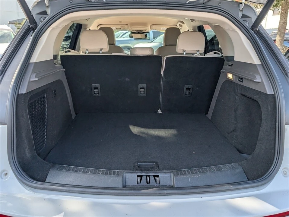 2022 Lincoln Corsair - Image 11 of 12