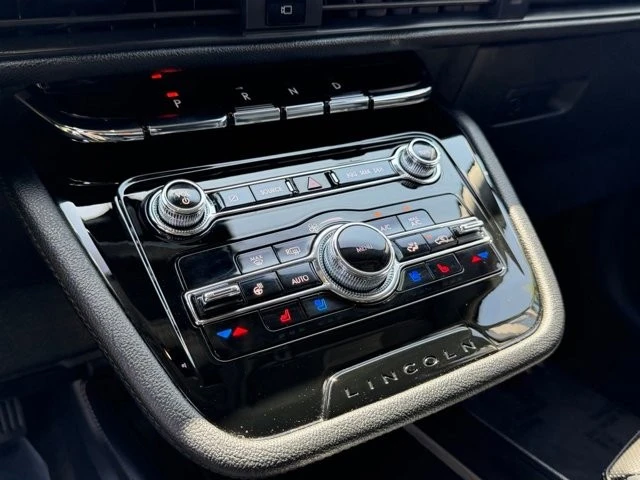2022 Lincoln Corsair - Image 30 of 31
