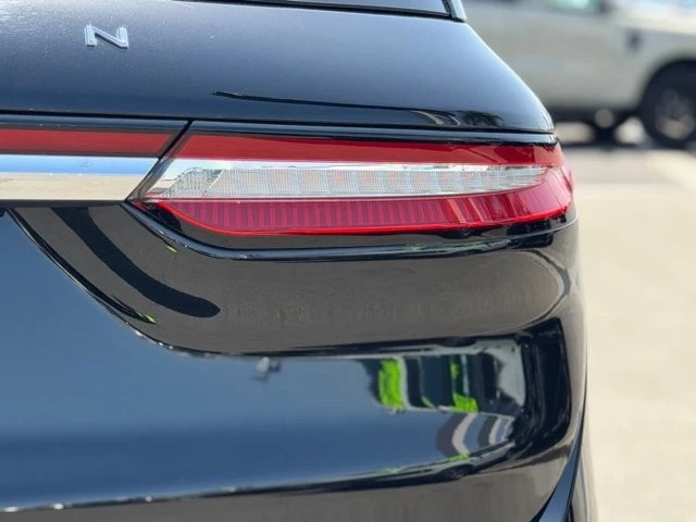 2022 Lincoln Corsair - Image 16 of 31