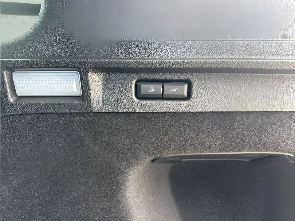 2022 Lincoln Corsair - Image 28 of 31
