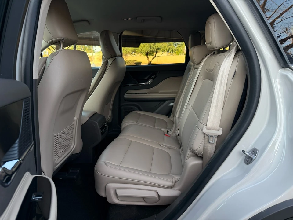 2022 Lincoln Corsair - Image 12 of 21