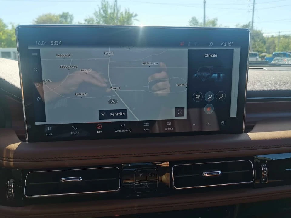 2022 Lincoln Nautilus - Image 18 of 20
