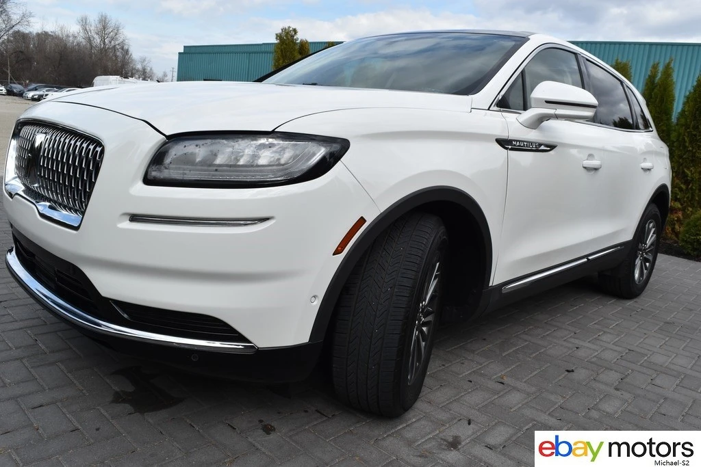 2022 Lincoln Nautilus - Image 9 of 21