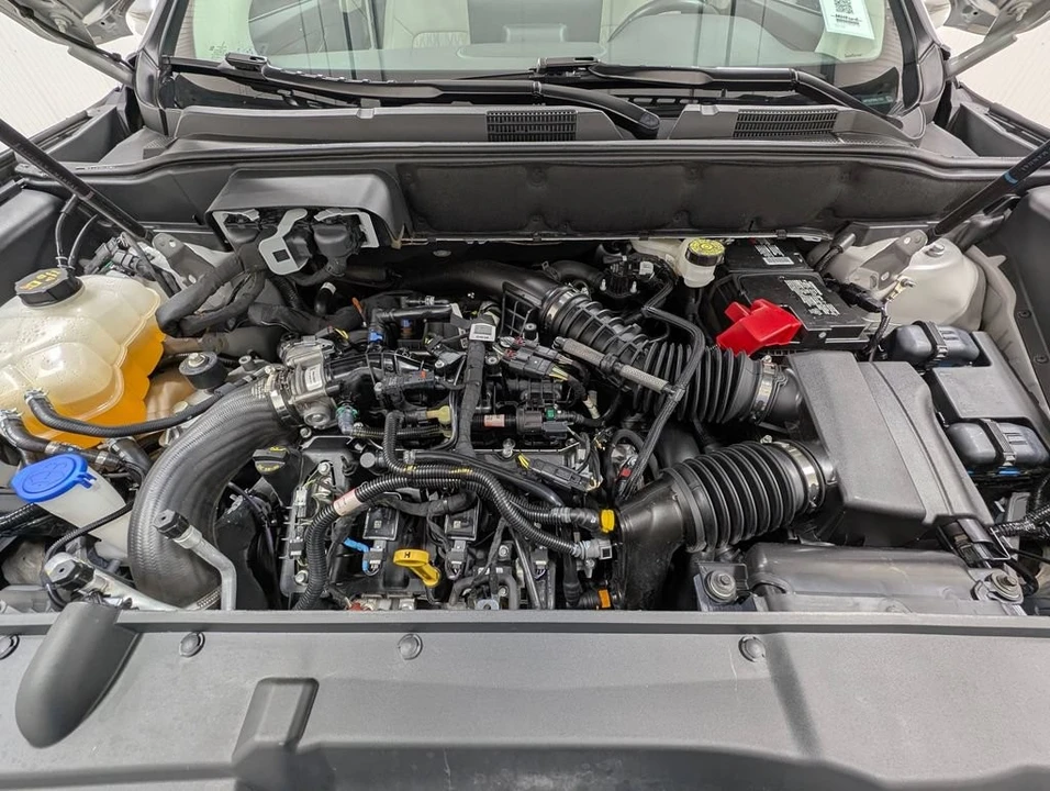 2022 Lincoln Nautilus - Image 27 of 28