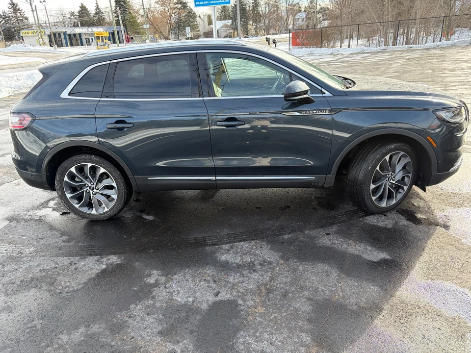 2022 Lincoln Nautilus - Image 4 of 20