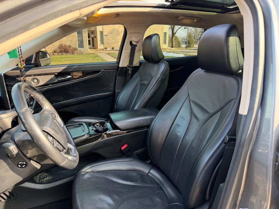 2022 Lincoln Nautilus - Image 12 of 21