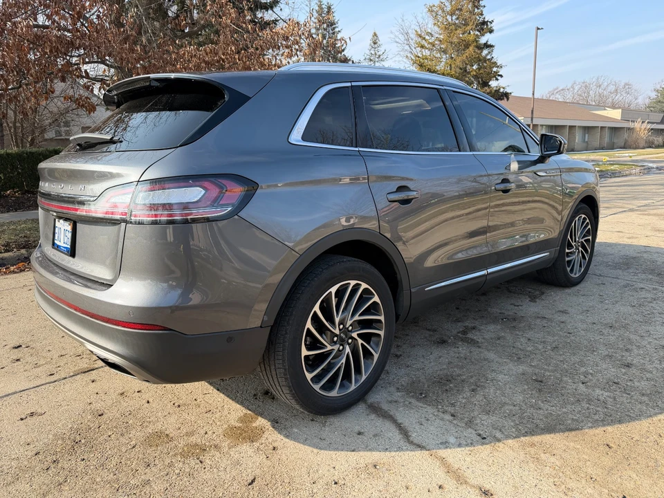 2022 Lincoln Nautilus - Image 4 of 21