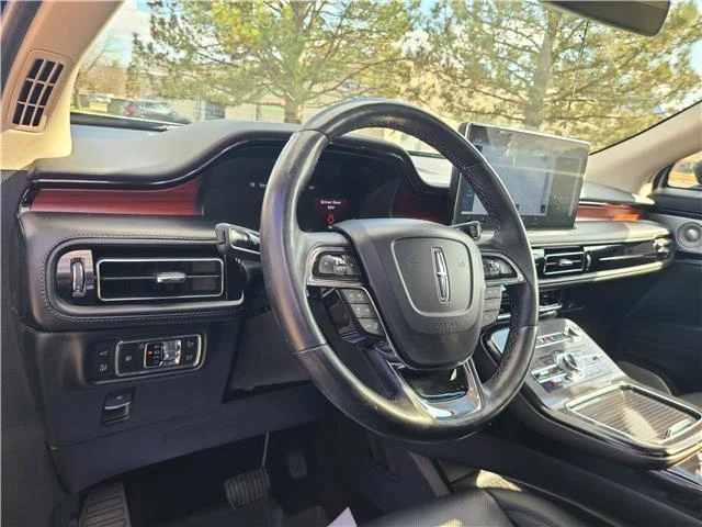 2022 Lincoln Nautilus - Image 9 of 21