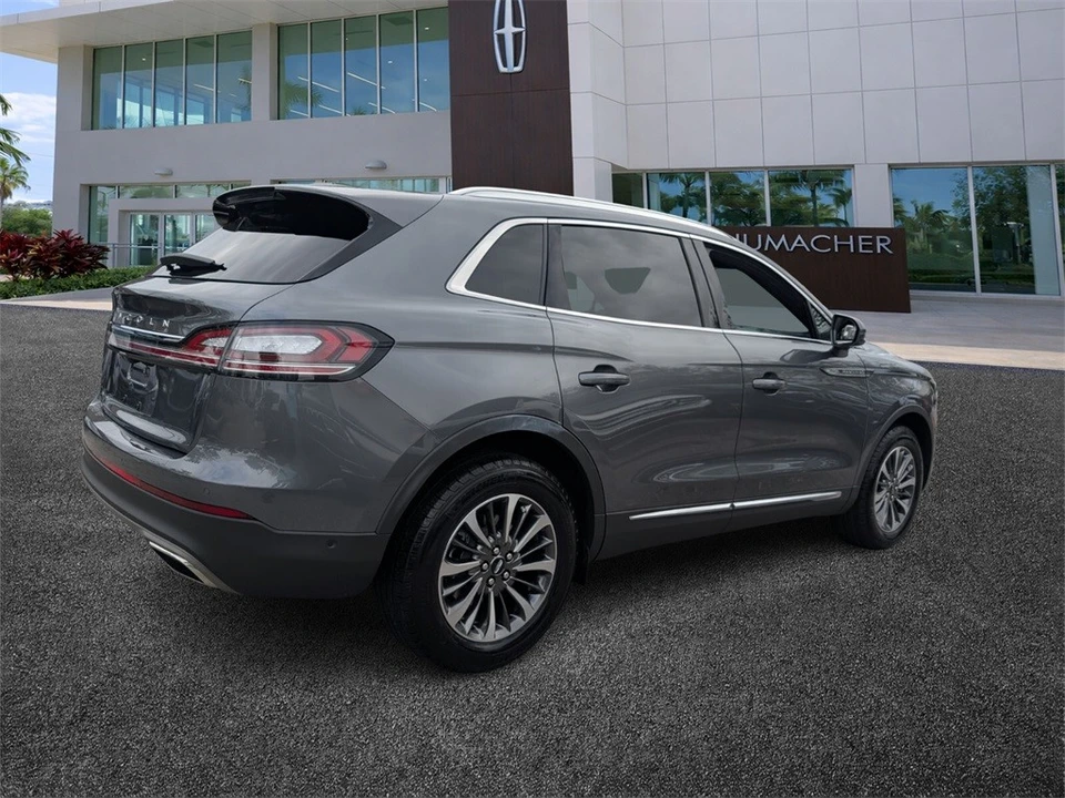 2022 Lincoln Nautilus - Image 7 of 12