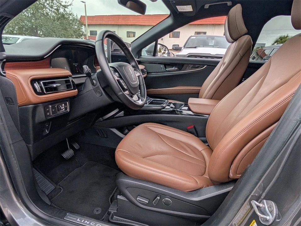 2022 Lincoln Nautilus - Image 11 of 12