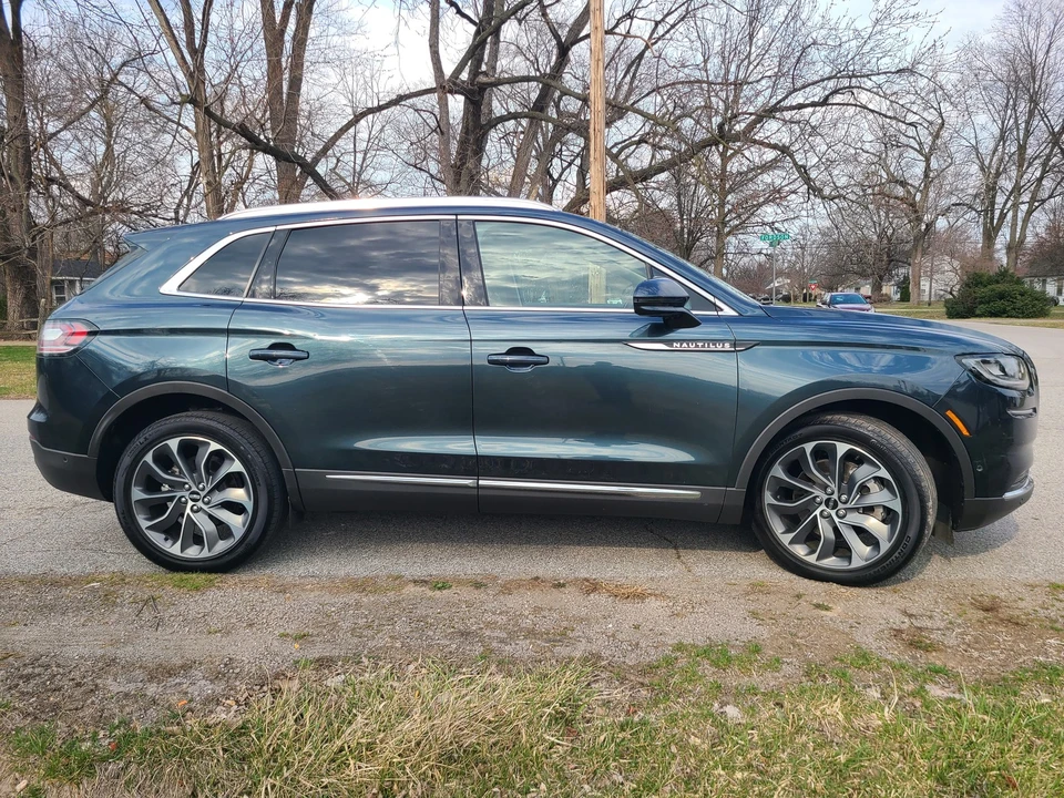 2022 Lincoln Nautilus - Image 6 of 21