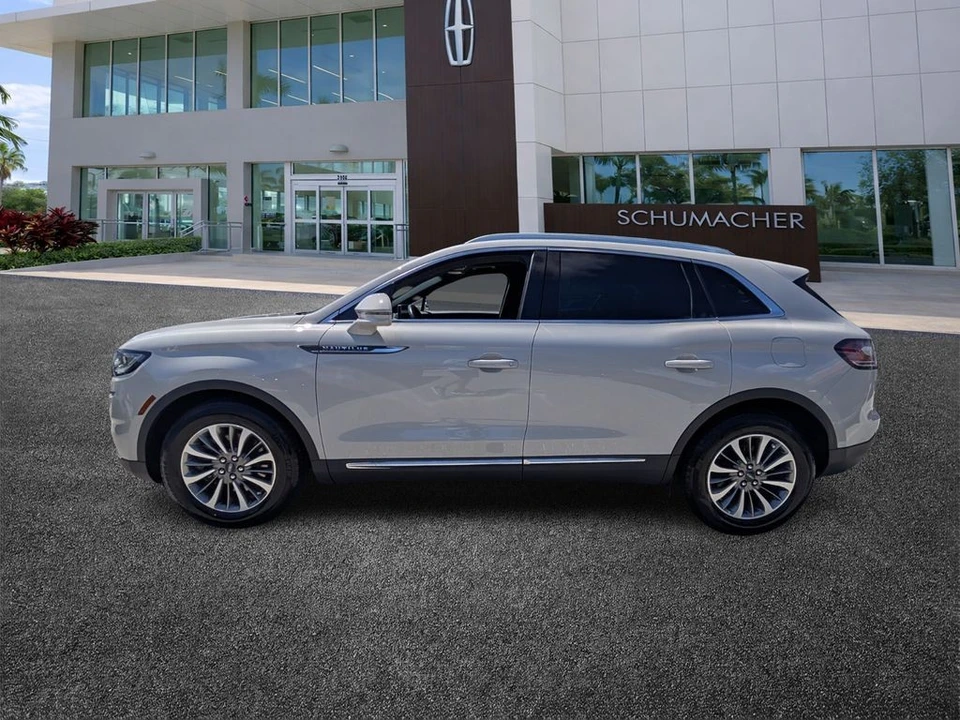 2022 Lincoln Nautilus - Image 4 of 21